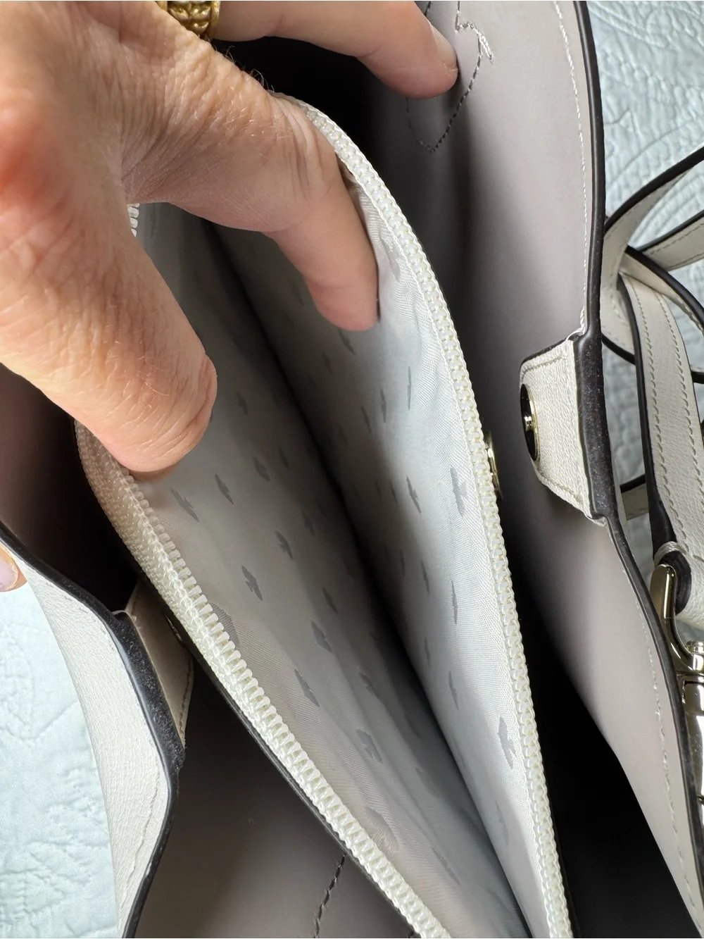 Kate Spade Harper Satchel in Tusk